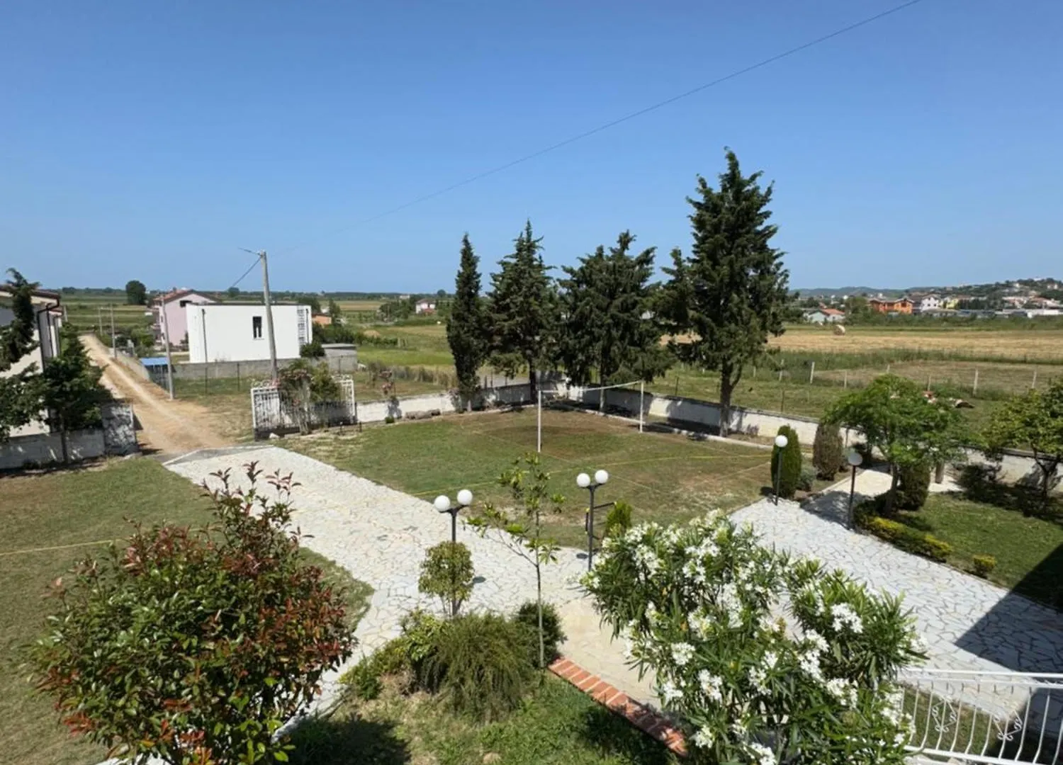 Bar & Hotel Amaxhe Drač Albánie